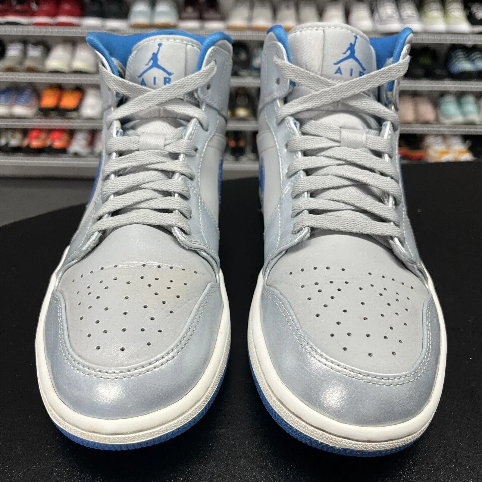 Nike Air Jordan 1 Mid Shoe Wolf Grey Sport Blue 554724-025 Men's Size 9