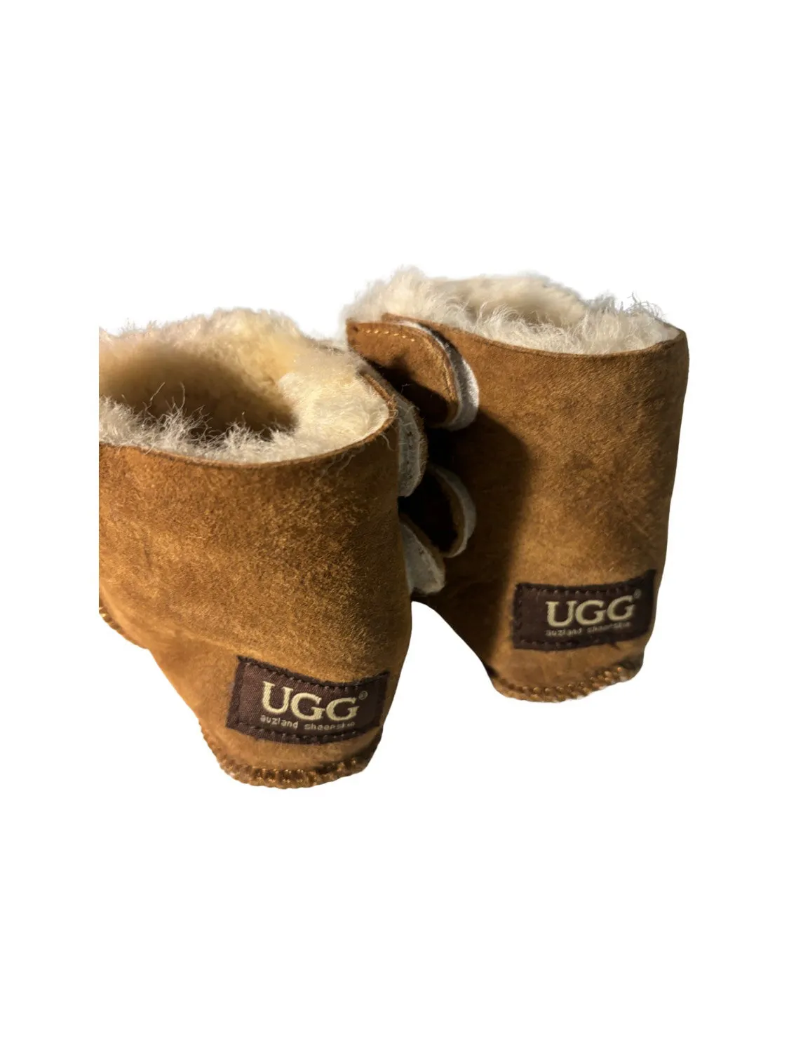 UGG Since 1974 Winter Boot 3-6M (EU17)
