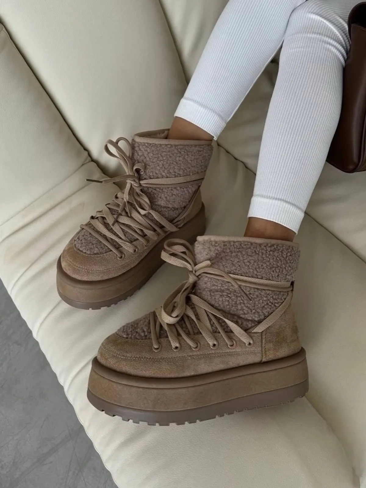 Valeria Alaskan Boot